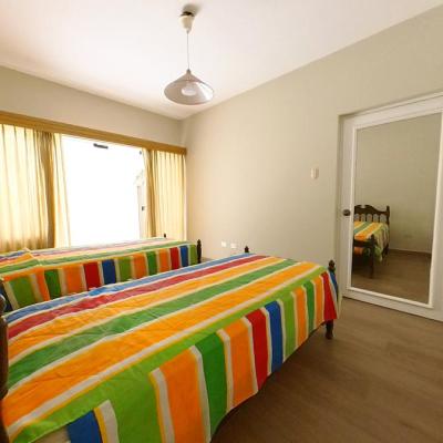 ALQUILER DE CASA EN CALLE LOS SAUCES, URB. SANTA VICTORIA